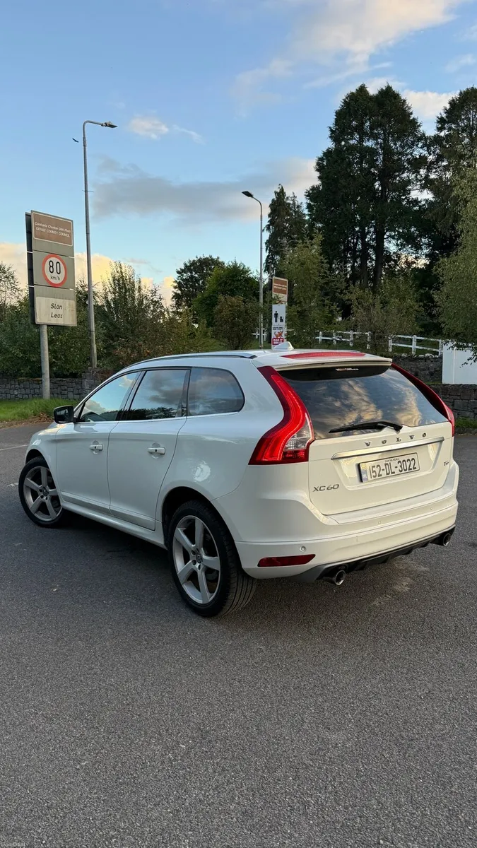 XC-60 R 87km Auto - Image 4