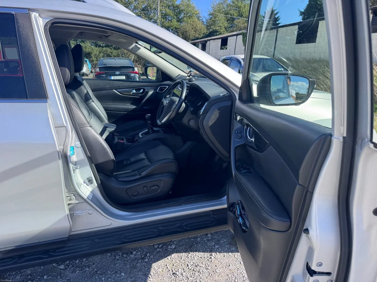 Nissan X-Trail 172 Sunroof and 360 camera - Image 4