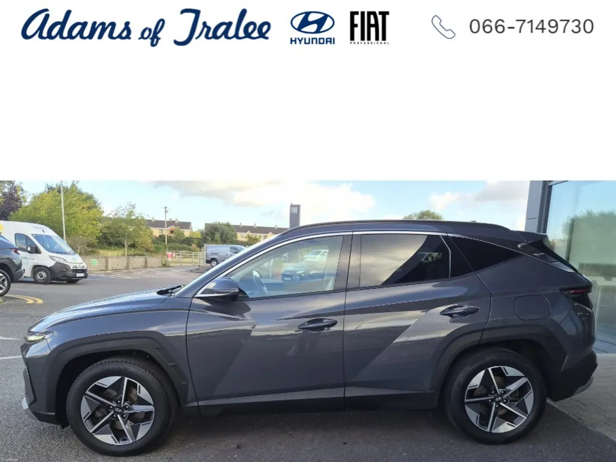 Hyundai Tucson EXECUTIVE PLUS 5DR - Image 2