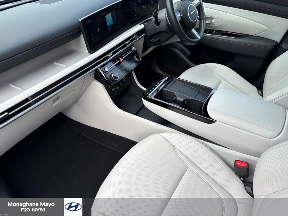 Hyundai Tucson PLATINUM PHEV AUTO 2WD - Image 4