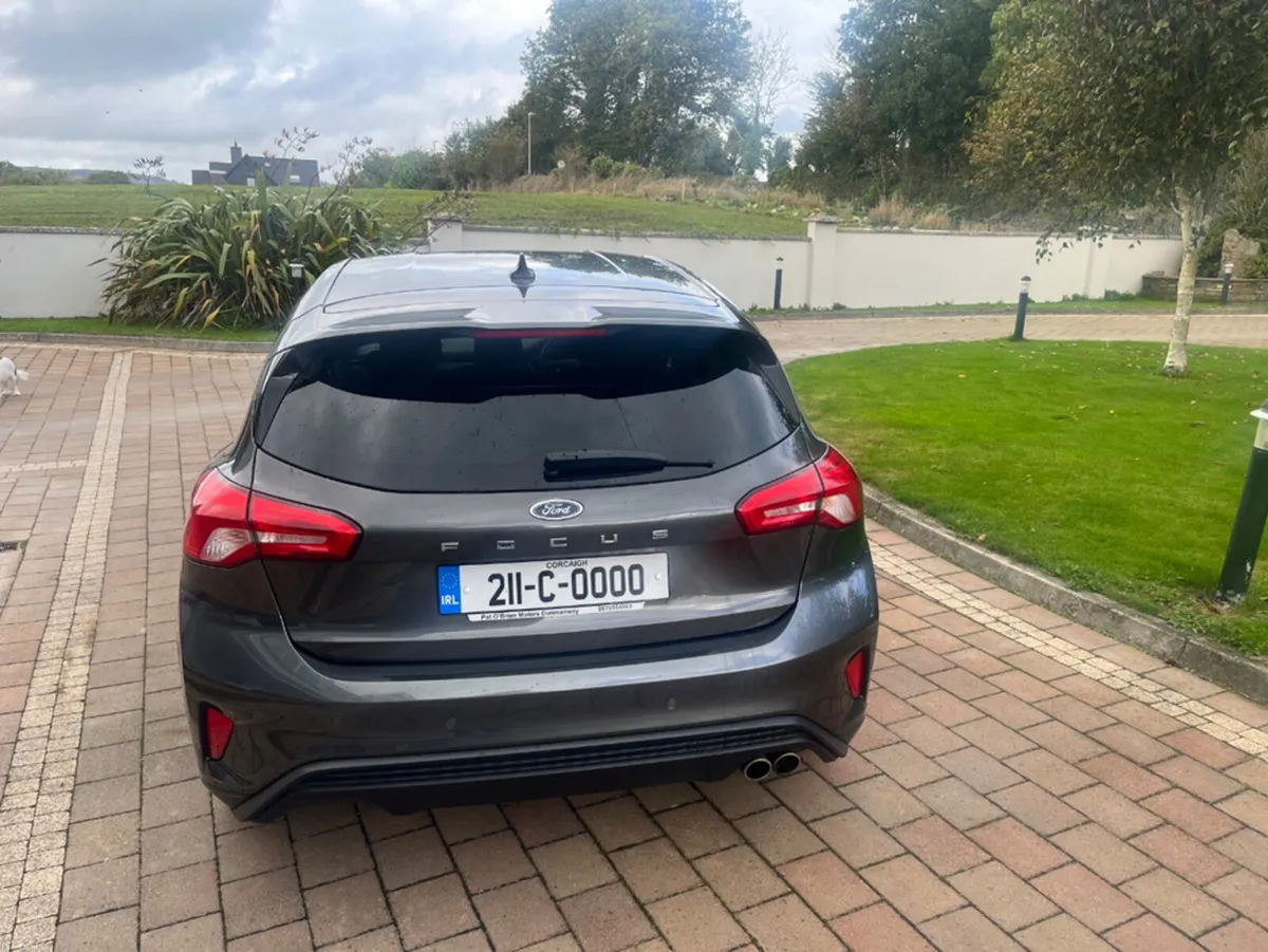 Ford Focus ST-LINE EDITION ECO ECOBLUE - Image 6