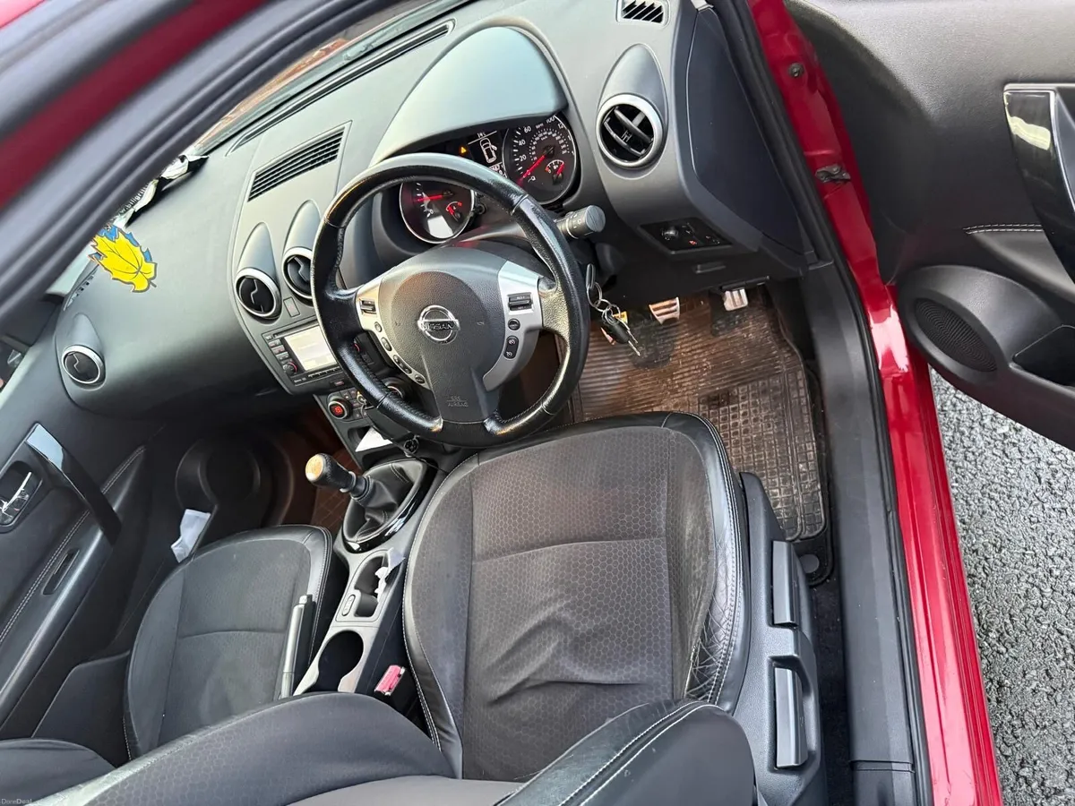 Car - Image 4