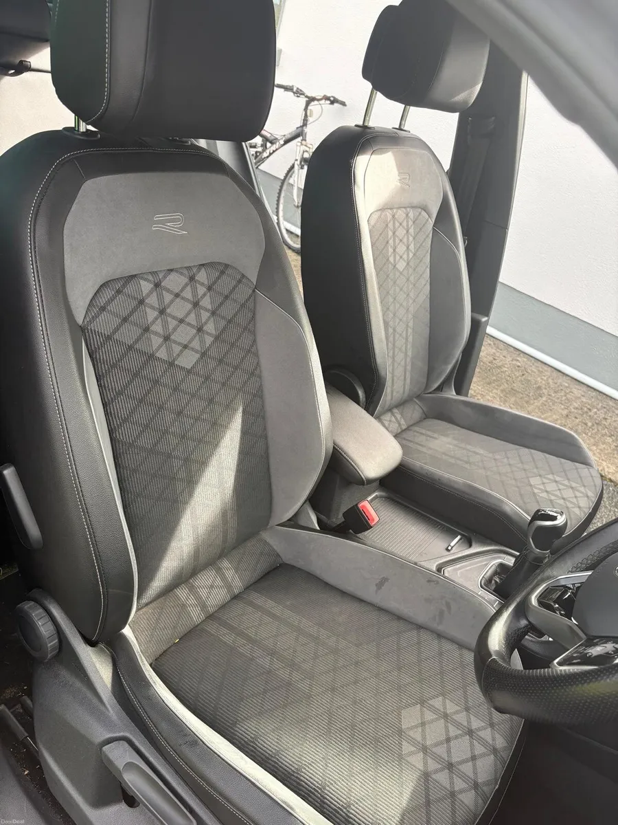 Volkswagen Tiguan 211 rline 2.0 tdi. - Image 5