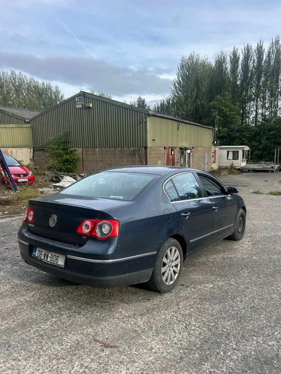 2008 Volkswagen Passat - Image 4