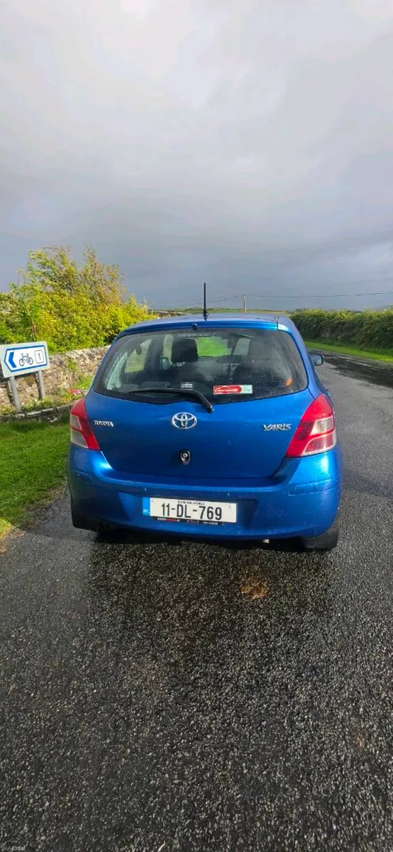 2011 toyota yaris 1.4 diesel 6 speed - Image 4