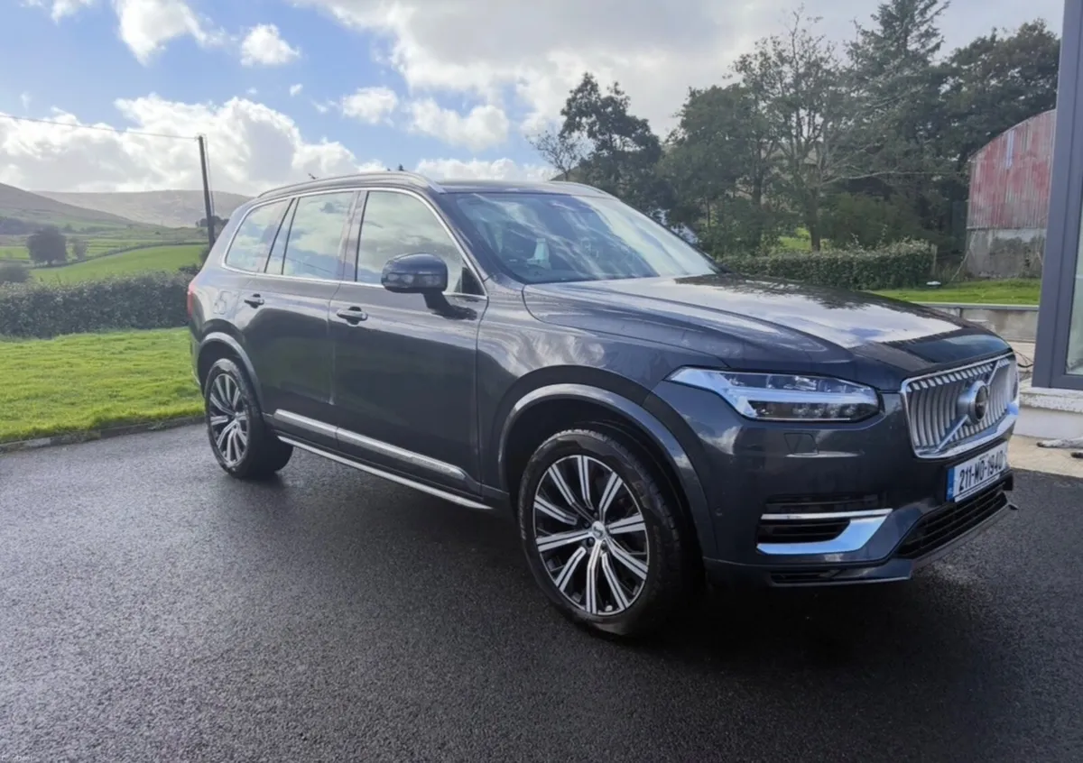Volvo XC90 2021 - Image 2