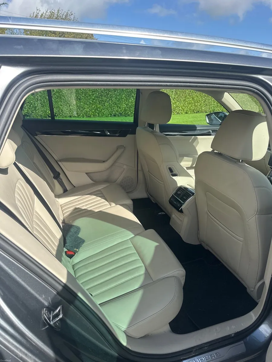 Skoda superb L&k combi - Image 6