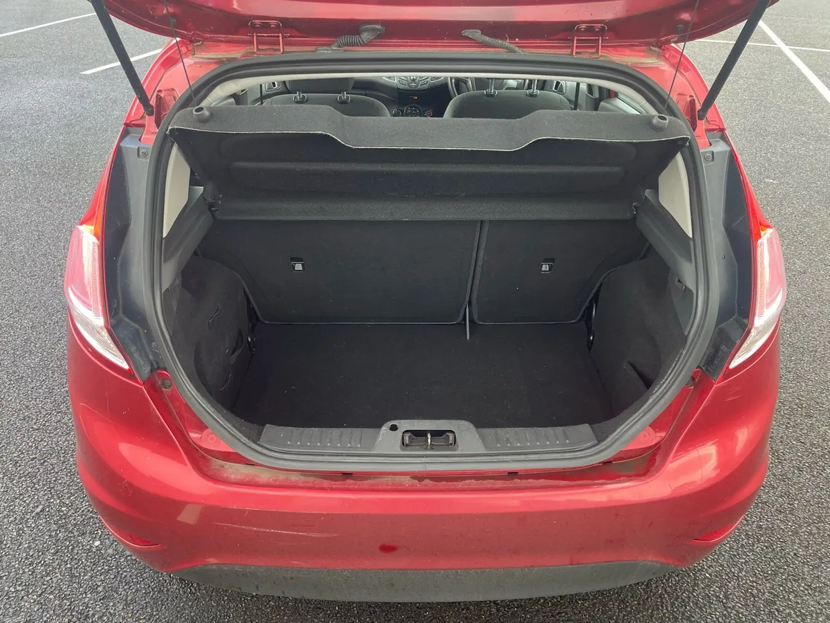 Ford Fiesta - Image 6