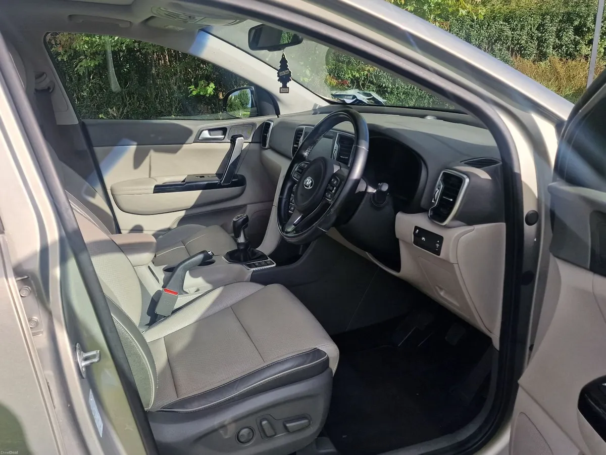 Kia Sportage 2016 Diesel // NCT Feb 2027 - Image 6