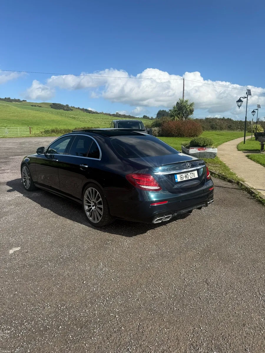 MERCEDES E CLASS AMG PREMIUM PLUS DEMO CAR - Image 5