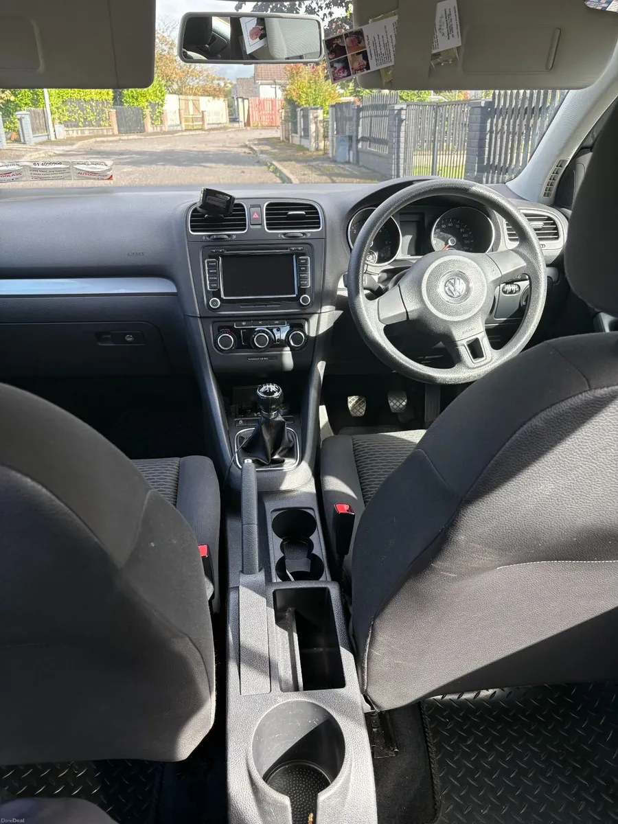 Volkswagen Golf 2012 - Image 4