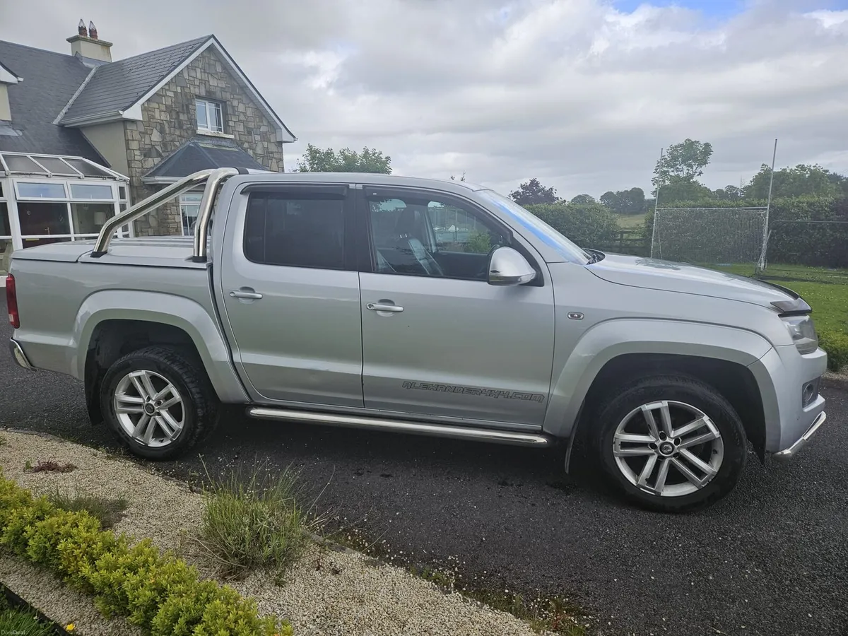 Volkswagon jeep - Image 1