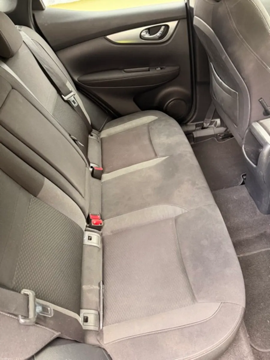 2018 Nissan Qashqai N-Connecta 1.5 dCi Diesel - Image 6