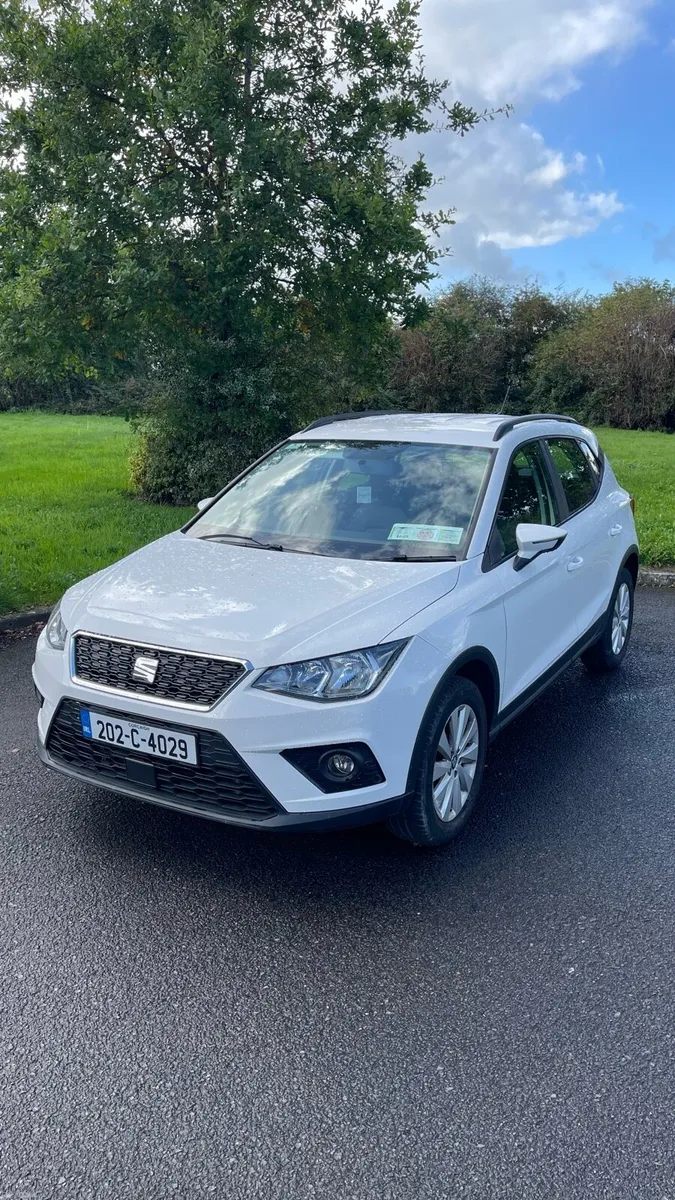 Seat Arona 1.0 manual petrol - Image 2