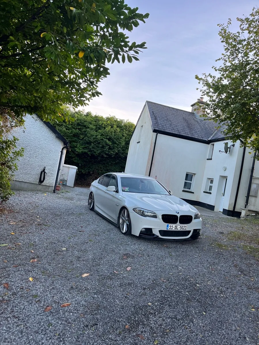 Bmw F10 Manual - Image 1