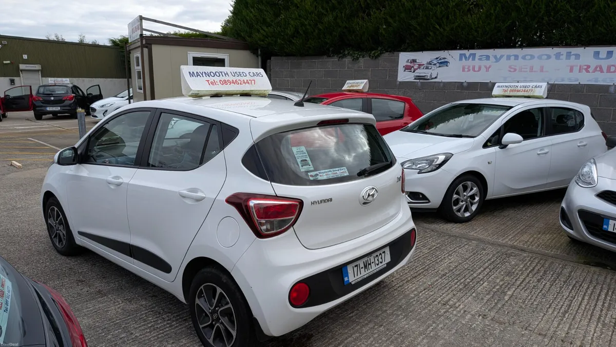 2017 Hyundai i10 1.0 High Spec low miles - Image 6