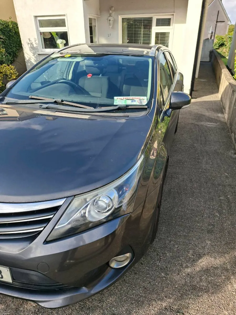 Toyota avensis - Image 5