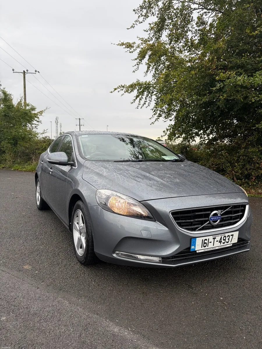 2016 Volvo V40 2.0 Diesel - Image 1