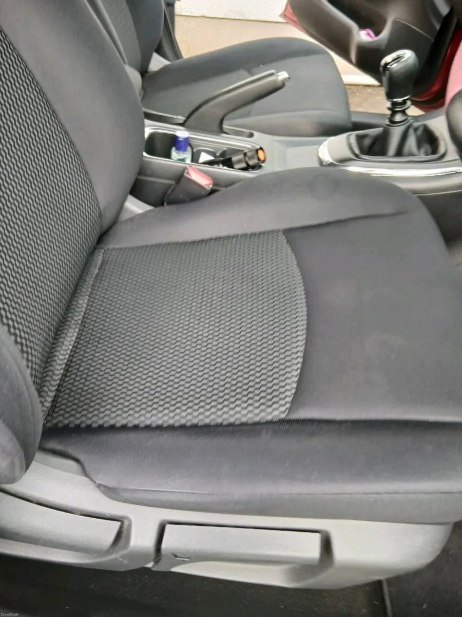 NISSAN PULSAR 2018  1.5 DIESEL MANUEL - Image 2