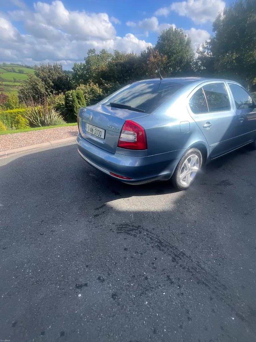 Skoda Octavia 2011 - Image 4