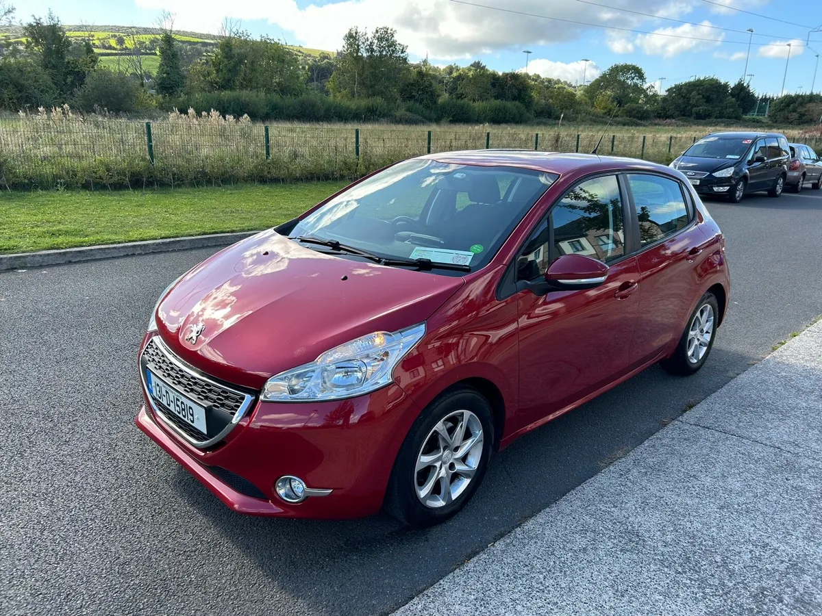 131 PEUGEOT 208 1.2 €3,950 LOW KMS - Image 3