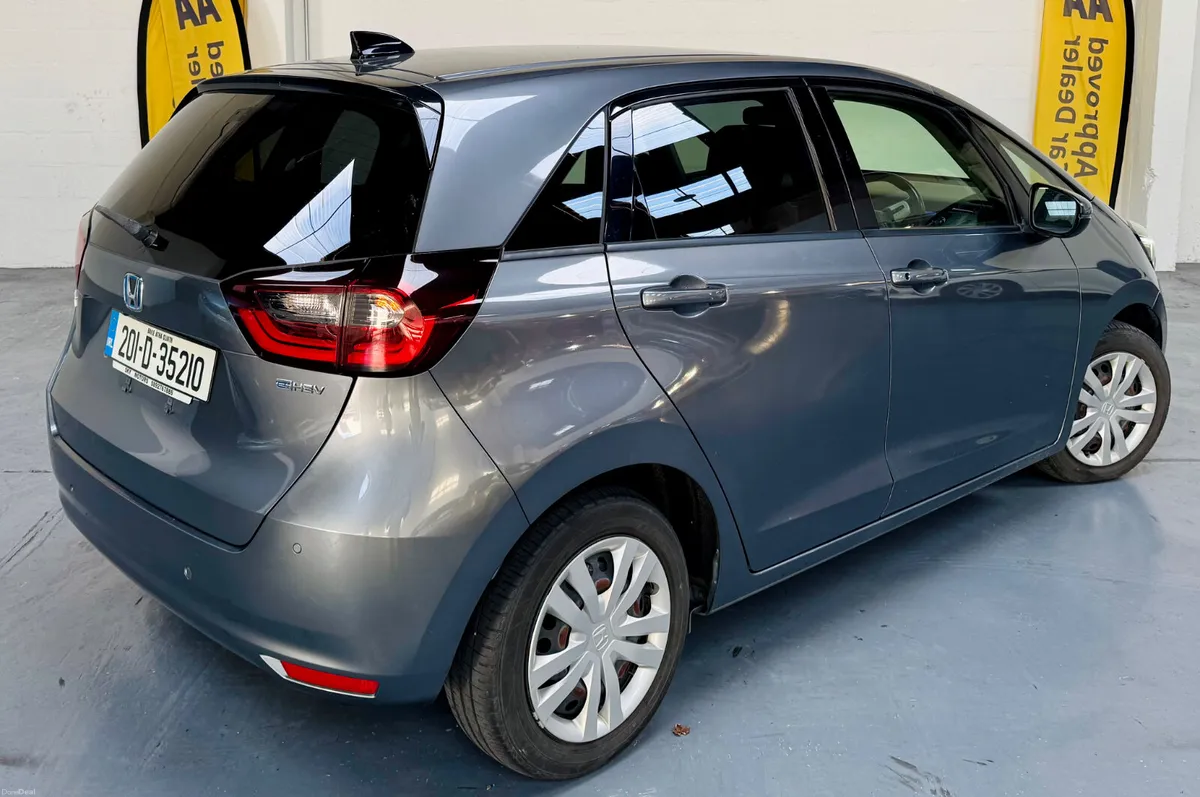 2020 Honda JAZZ/Fit 1.5 Hybrid Automatic,CarPlay - Image 5