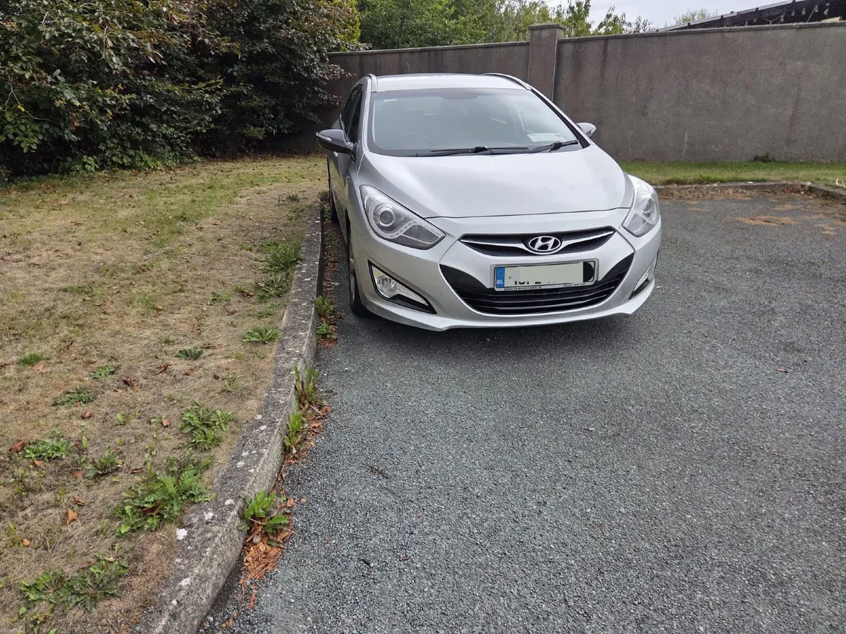 Hyundai i40 2013 - Image 2