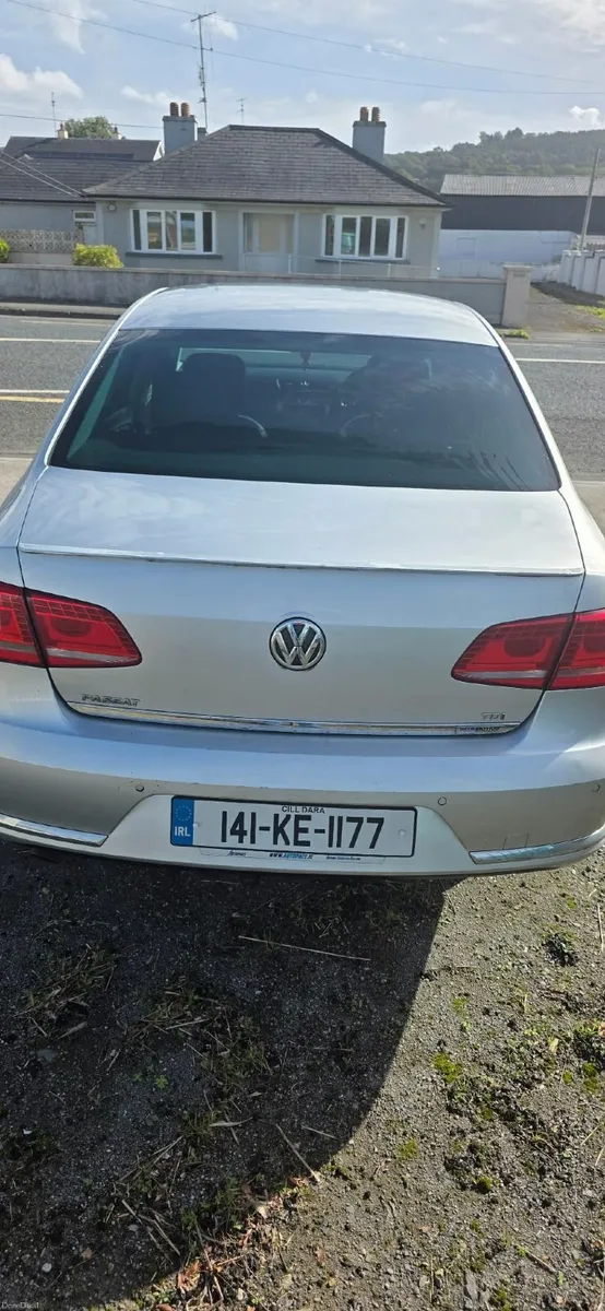Volkswagen Passat 2014 - Image 1