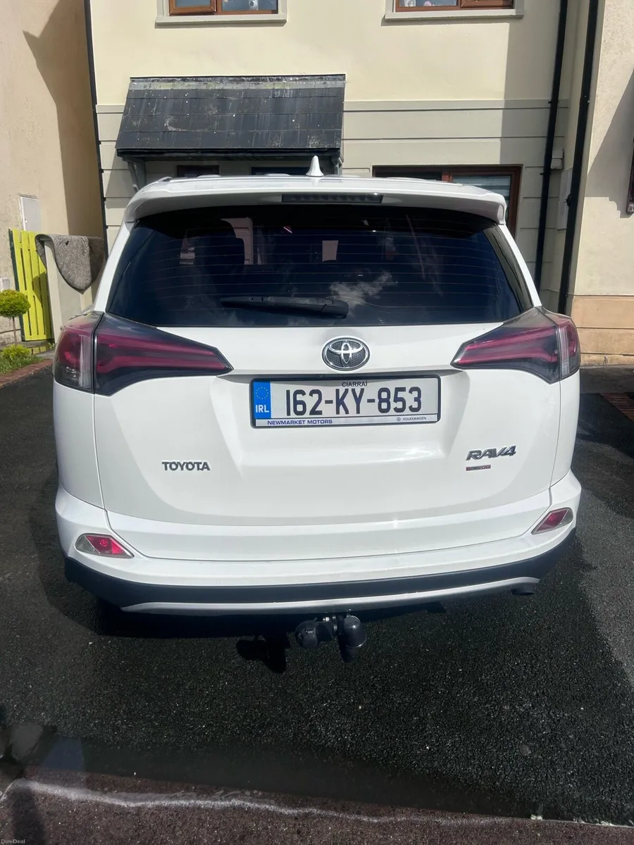 Toyota rav 4 - Image 1