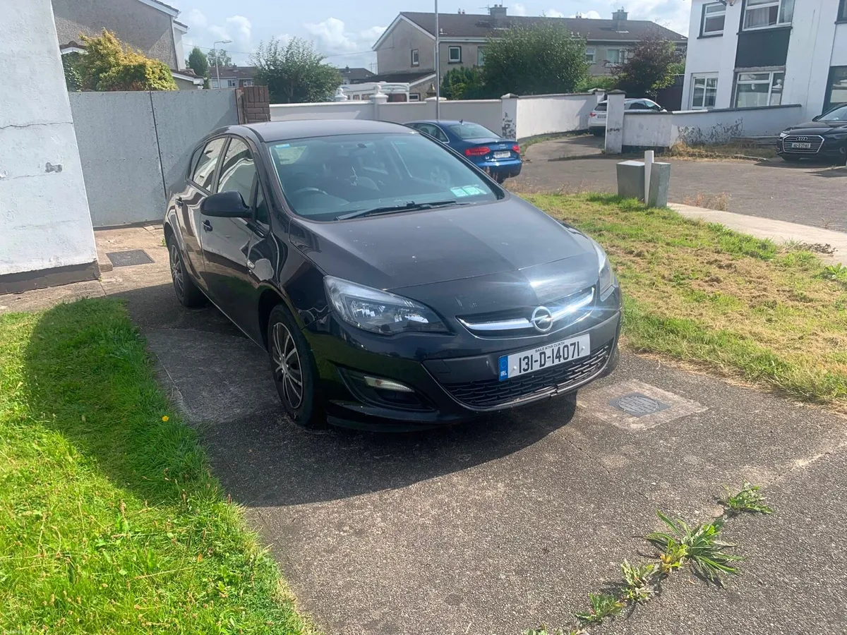 Opel Astra - Image 4