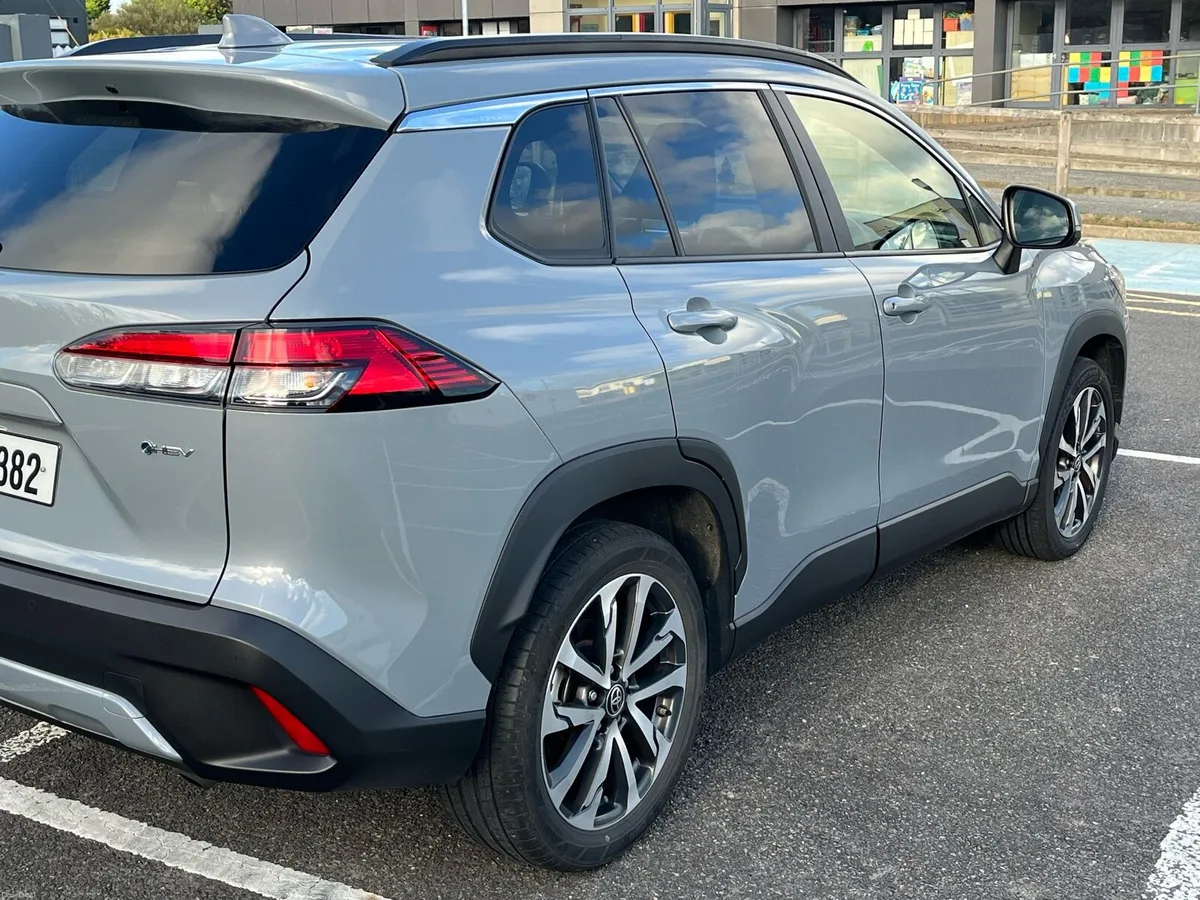 Toyota Corolla cross 1.8 sport 2025 - Image 6