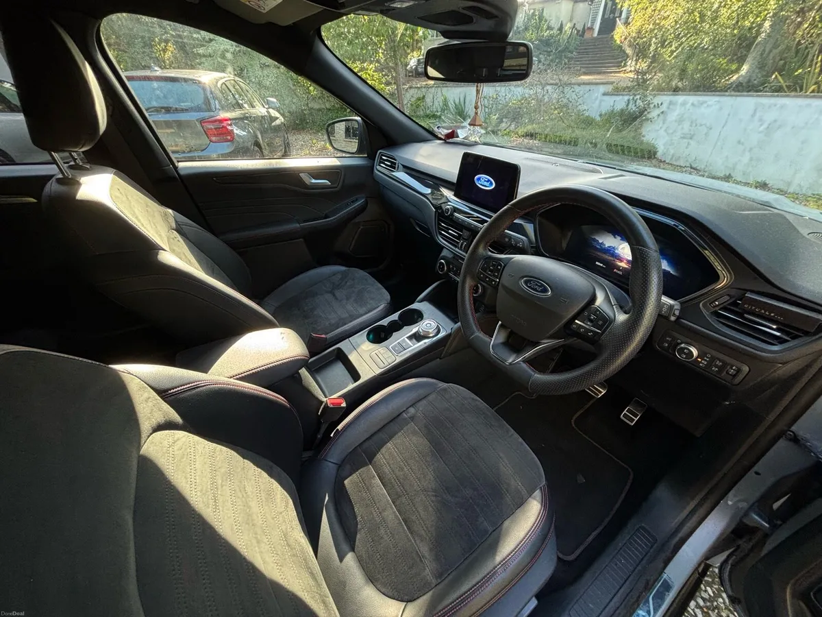 2023 Ford Kuga Hybrid ST Line-X - Image 6