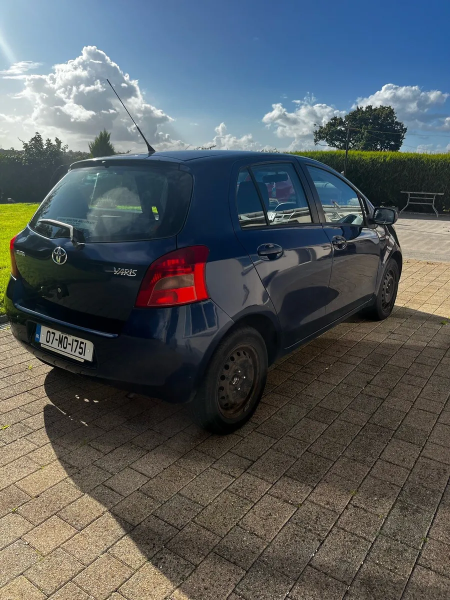 Toyota Yaris - Image 6