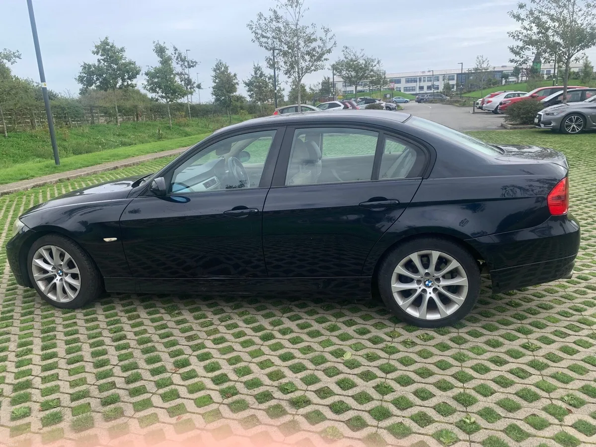 BMW 3-Series 2008 - Image 6