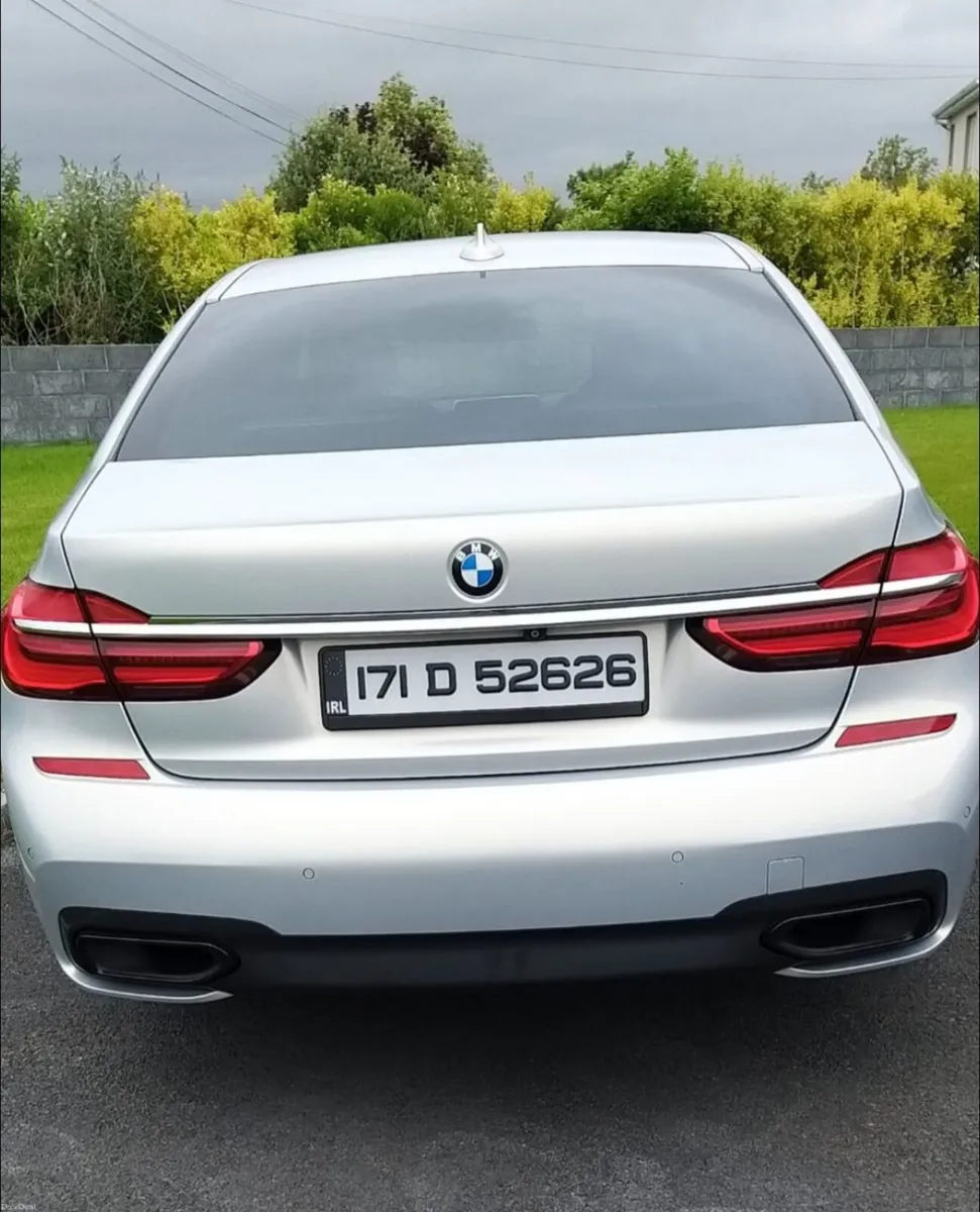 BMW 7-Series 2017 - Image 3