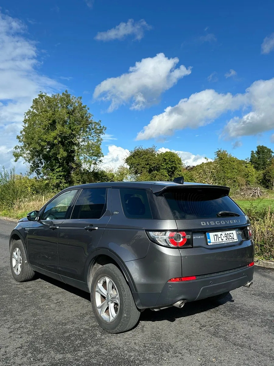 Land Rover Discovery Sport Automatic 7 Seater - Image 3