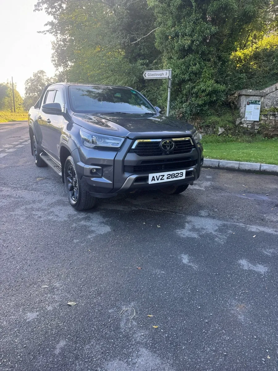 22 Hilux invincible x 80k 12 months mot - Image 1