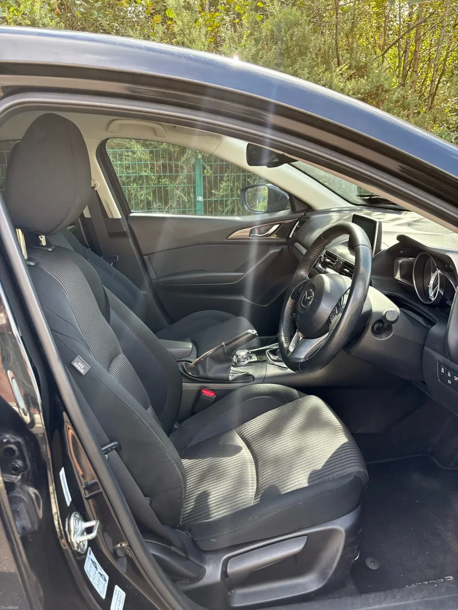 2015 Mazda 3 2.2TD SKYACTIV-D SPORT NAV 4 - Image 4