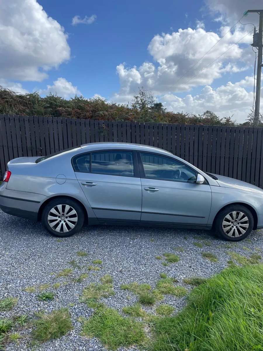 Volkswagen Passat 1.6 - Image 3
