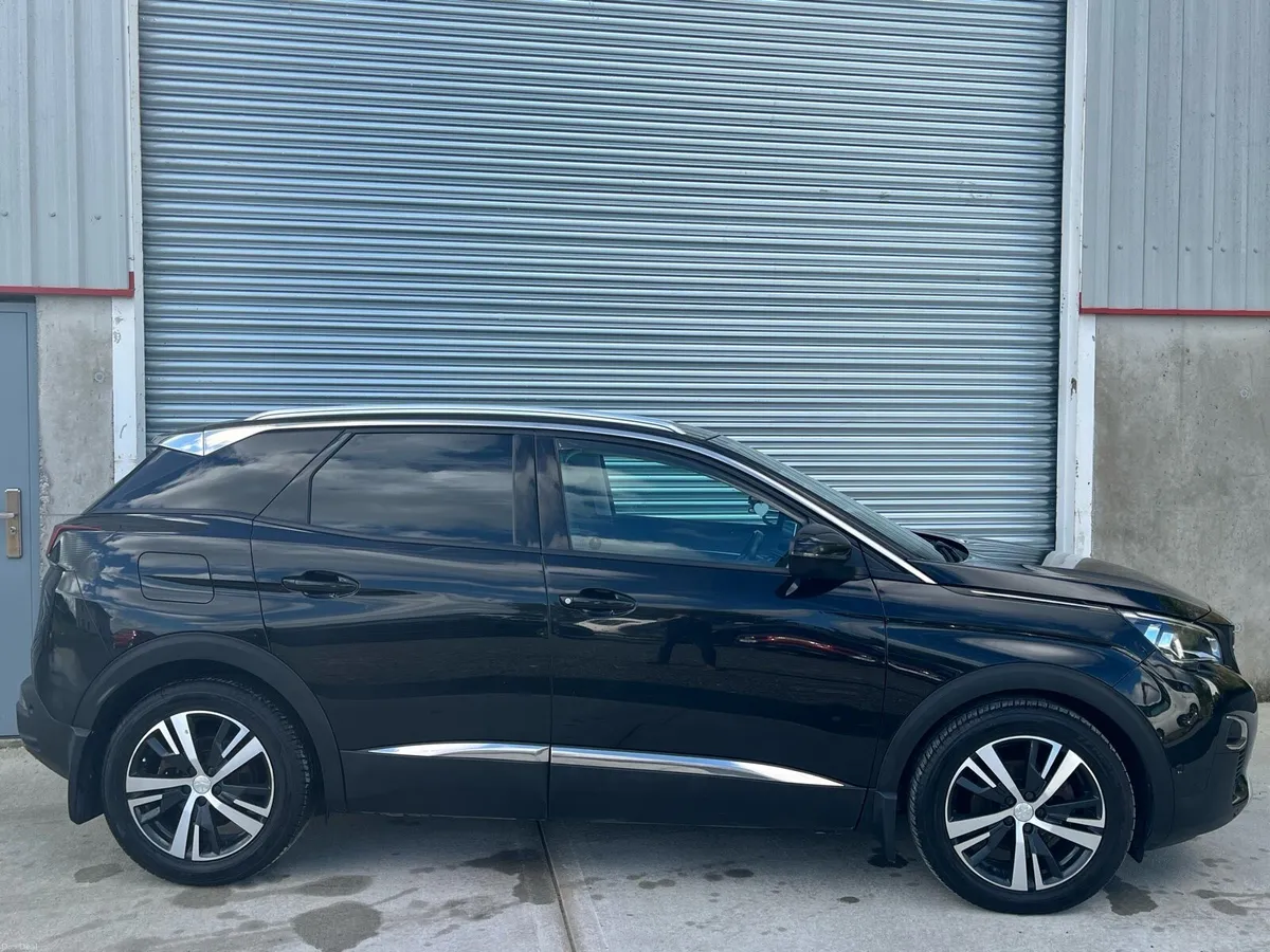 * Peugeot 3008 .. ‘2020 .. 1.5 Hdi .. Immaculate * - Image 3