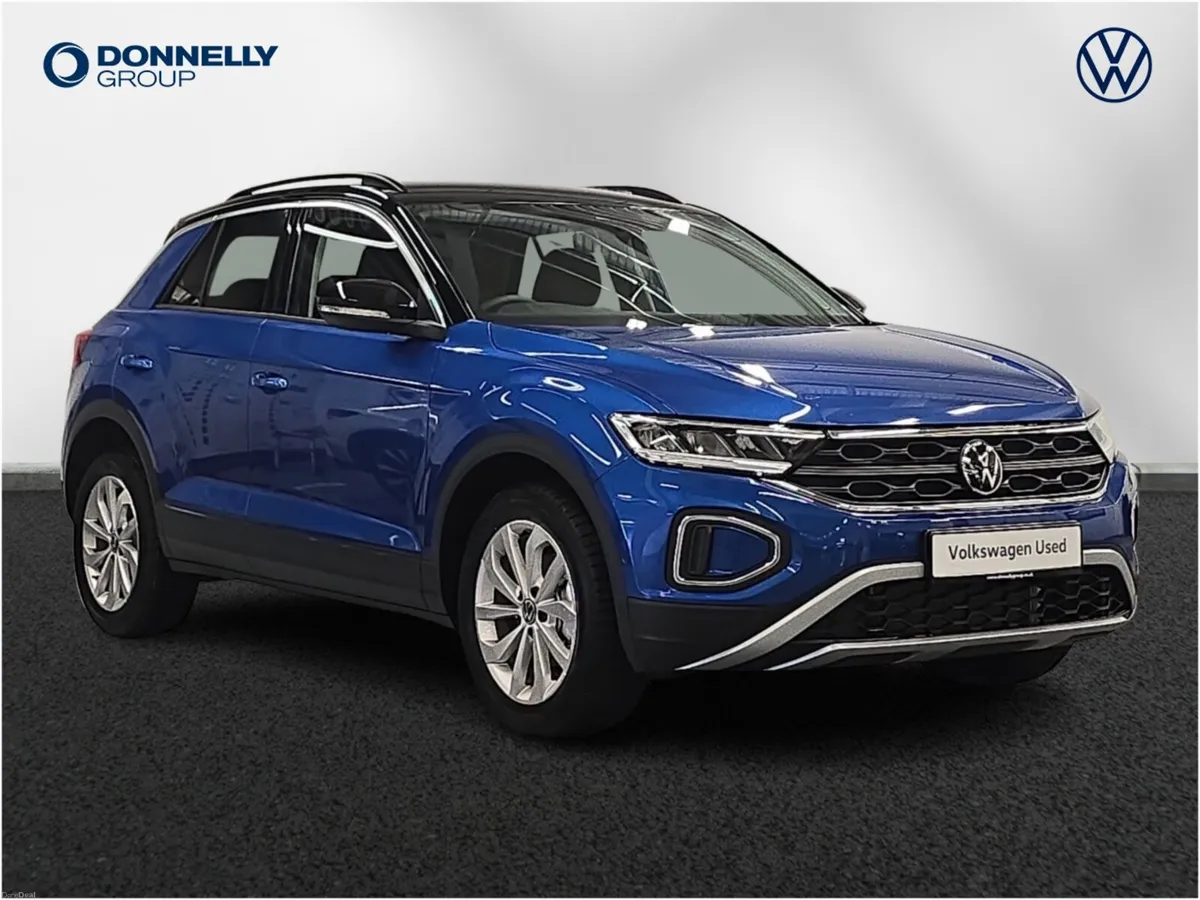 Volkswagen T-roc 1.5 TSI Match 5dr - Image 1