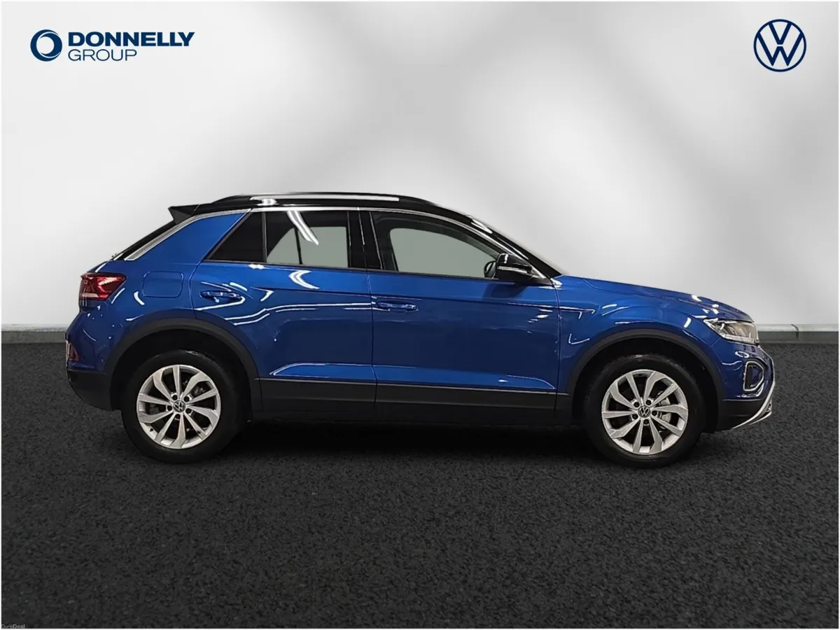 Volkswagen T-roc 1.5 TSI Match 5dr - Image 4