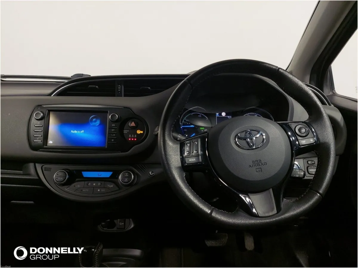 Toyota Yaris 1.5 Hybrid Icon Tech 5dr CVT - Image 6