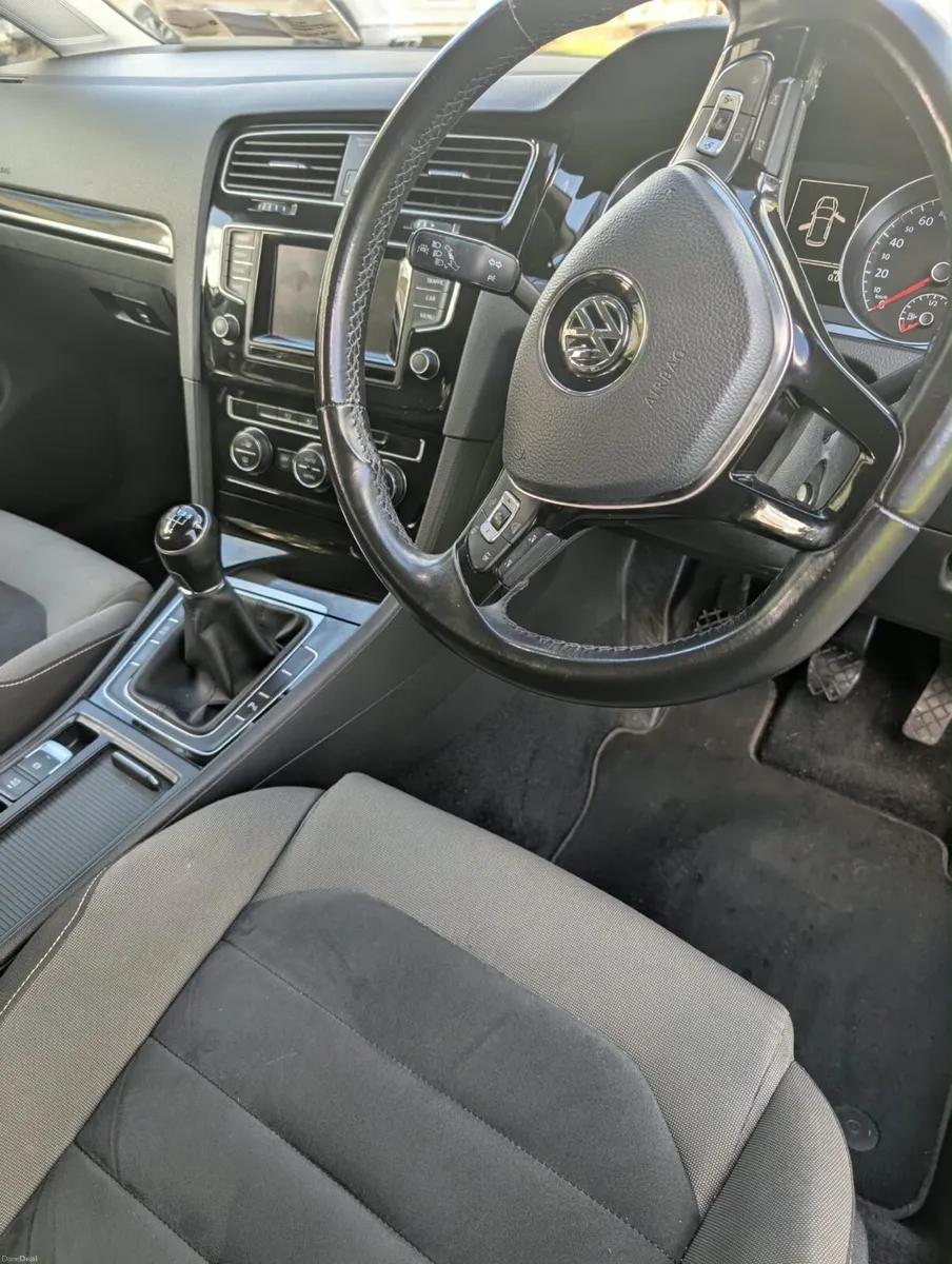 Volkswagen Golf 1.6 Highline - Image 5