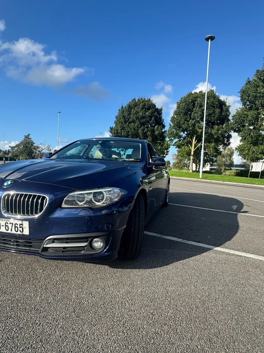 BMW F10 2015 - Image 2