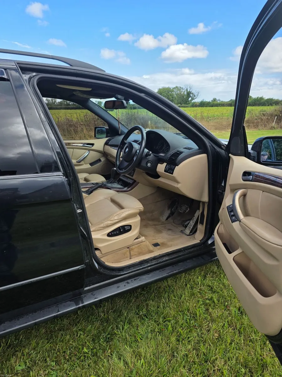 BMW X5 2006 - Image 1
