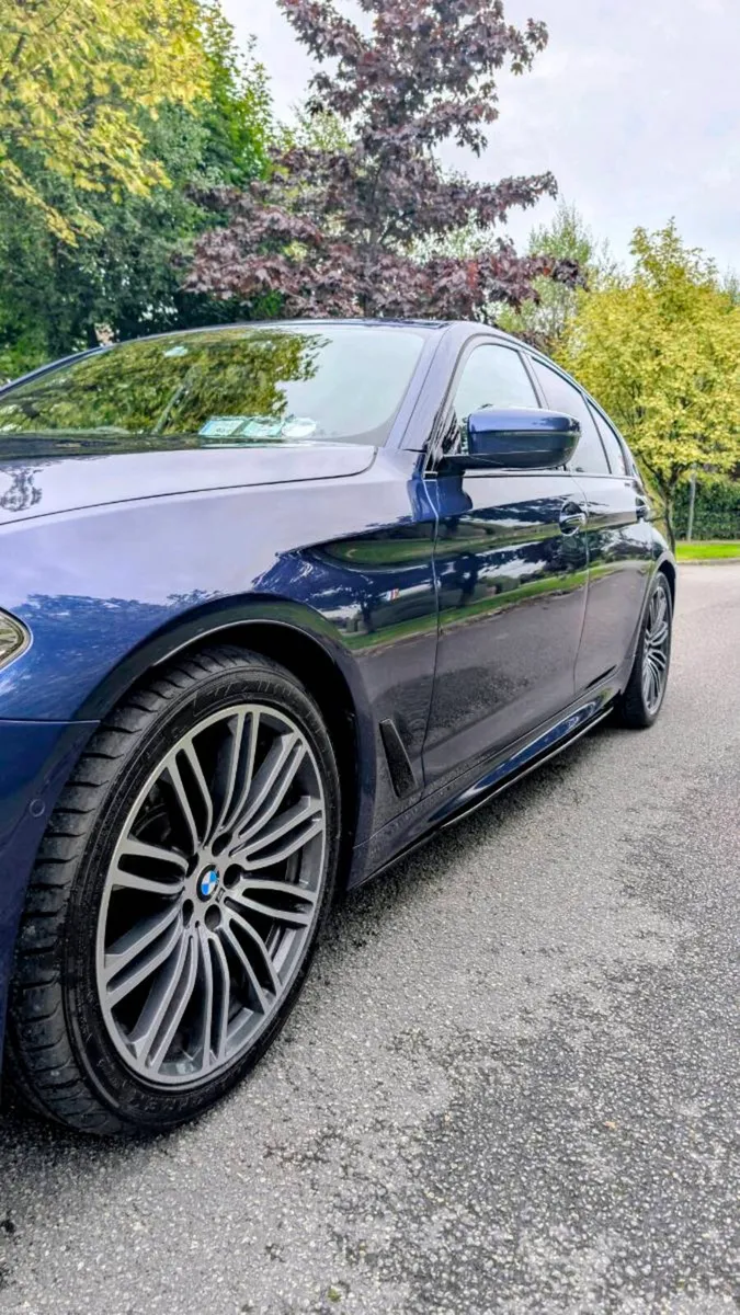 2018 BMW 5Series 520/523D - Image 6