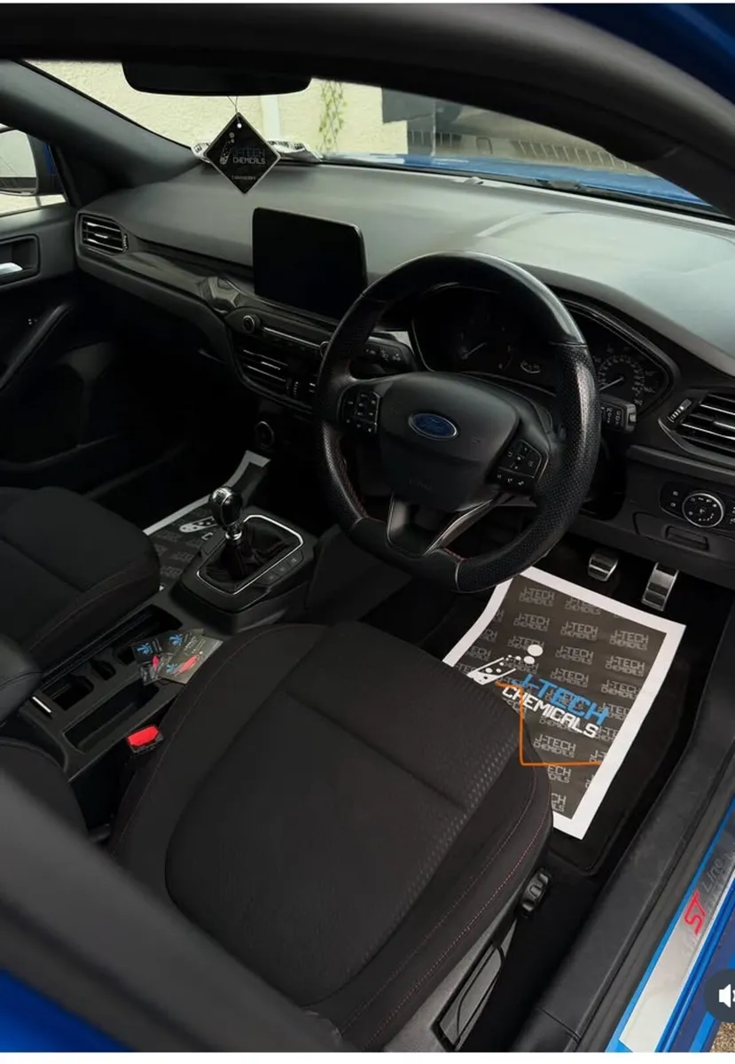 Ford Focus 2019 - Image 3