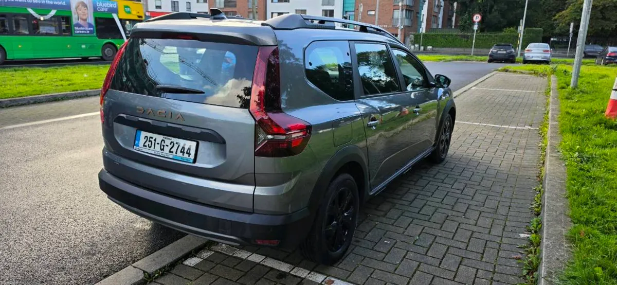 251 DACIA JOGGER EXTREME HEV 145 AUTOMATIC - Image 5