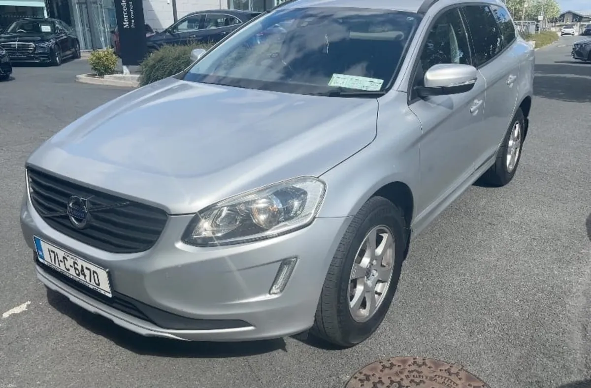 Volvo XC60 2017 - Image 4